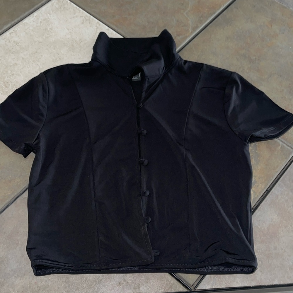 Forever 21 black button top in a small, brand new